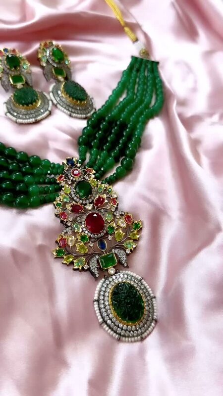 Roopsi Bansal wearing jewelry from Jewels by Swayam