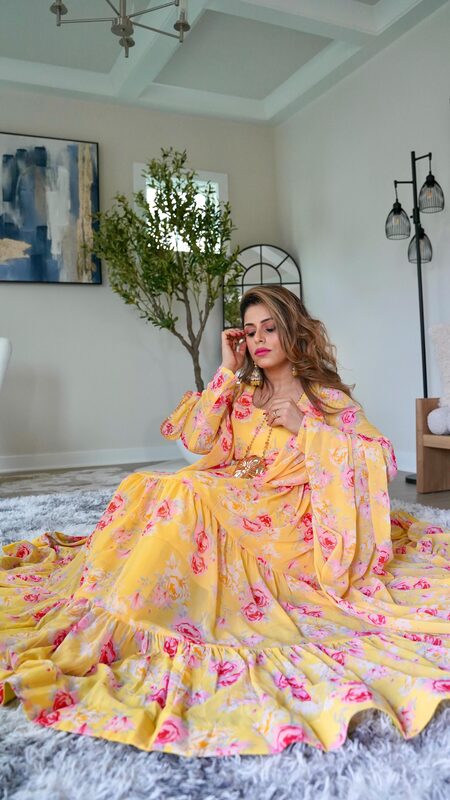 Roopsi Bansal wearing ethnic wear from Indya