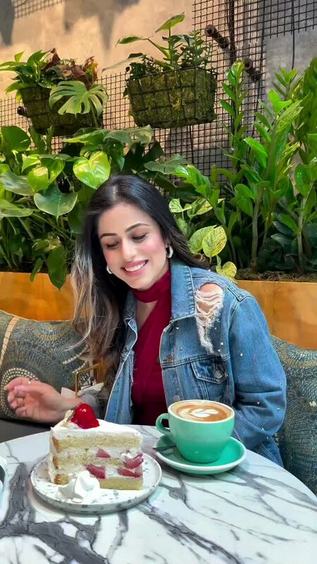 Roopsi Bansal at brunch at Ateaz Organic