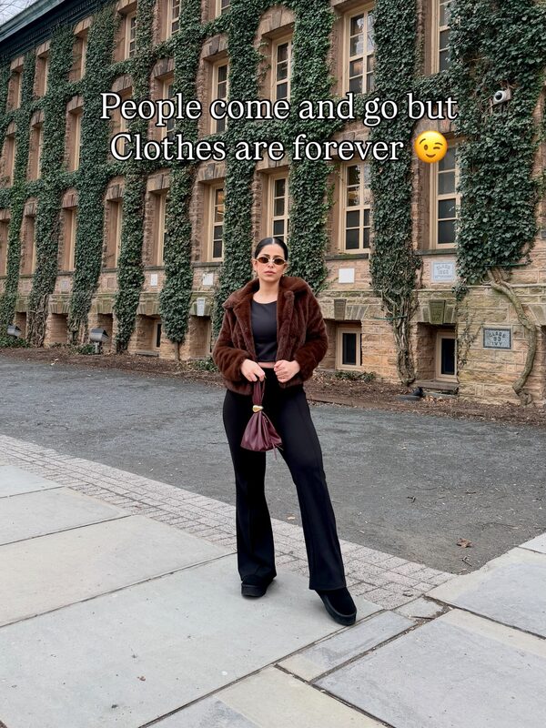 Roopsi Bansal in a winter look with Dream Pairs boots